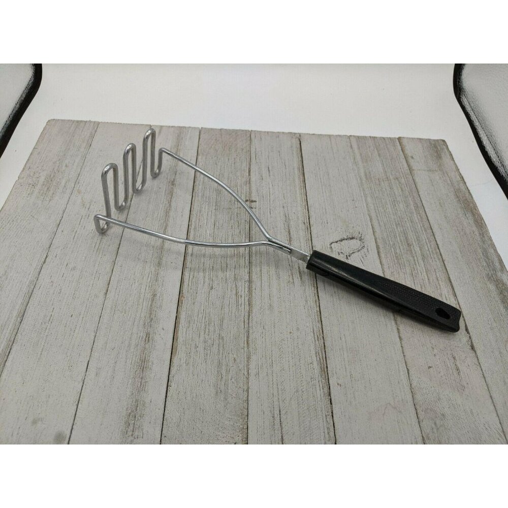 Vintage EKCO #11 Potato Vegetable Masher Black Handle Utensil 10 1/4"